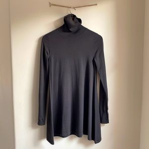 Theory Turtleneck - Chocolate Brown 100% Wool Size SMALL
